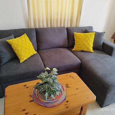 Joseph 2 Stylish Flat With Open Views, Just 4Km From The Airport Or Beach Siggiewi Екстериор снимка